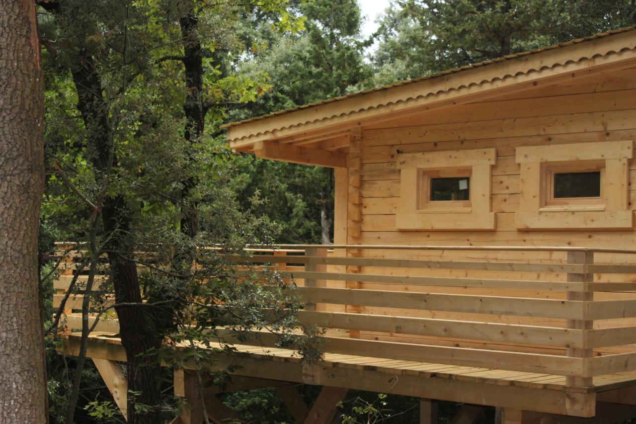 Les Cabanes Dans Les Bois Logis Hotel Villedubert Exteriör bild